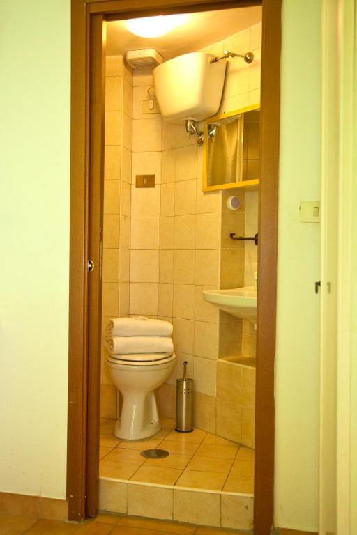 B&B Colosseum Rooms Rom Exteriör bild